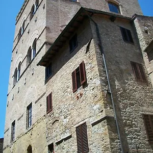  Casa de hóspedes La Torre Nomipesciolini Itália